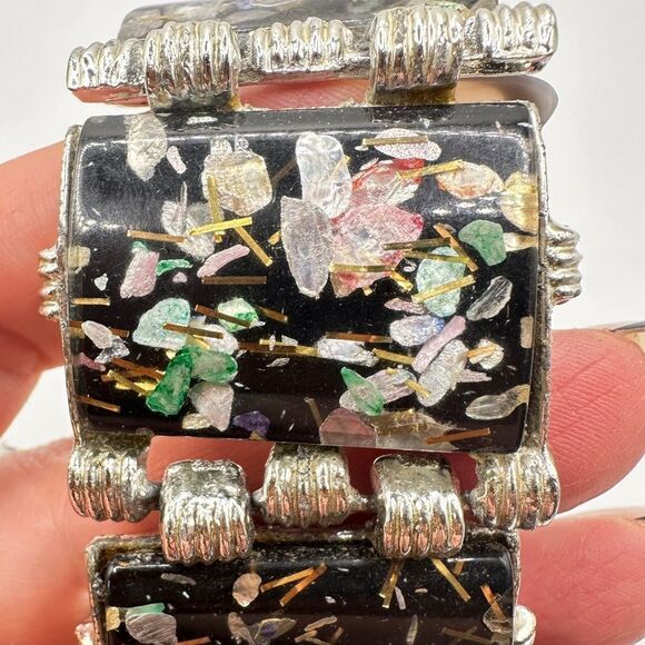 Vintage PAM Pamolina black "Confetti" Lucite Bracelet and Clip on Earrings set! - Picture 12 of 16
